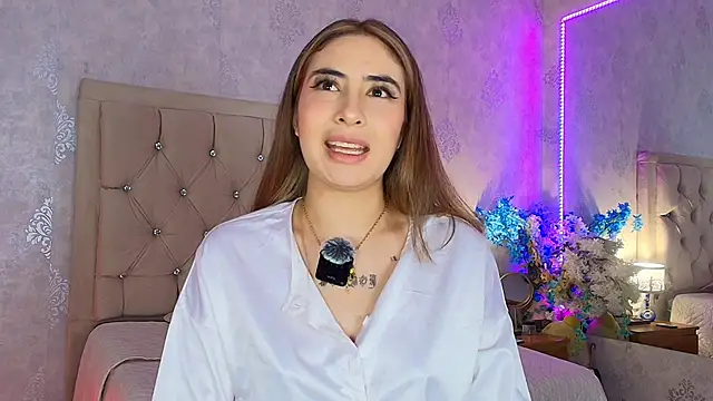 nini love01 online show from June 27, 3:55 am
