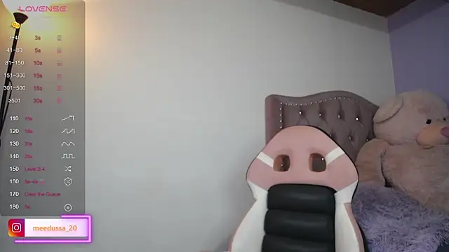 meedussa 20  online show from January 21, 6:11 am