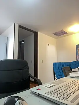 yequeal online show from February 22, 1:24 pm