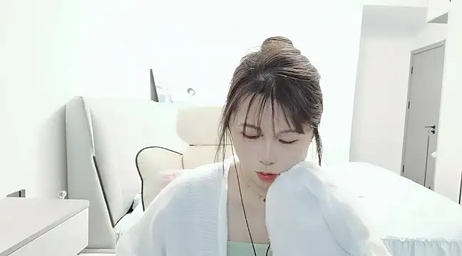 Sunset glow online show from March 15, 2:23 pm