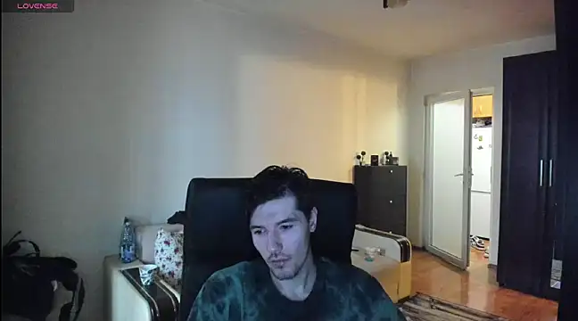 awesomejustin online show from February 3, 11:31 am