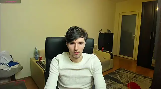 awesomejustin online show from February 5, 12:38 pm