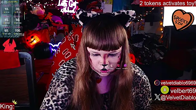 VelvetDiablo online show from October 16, 12:00 am