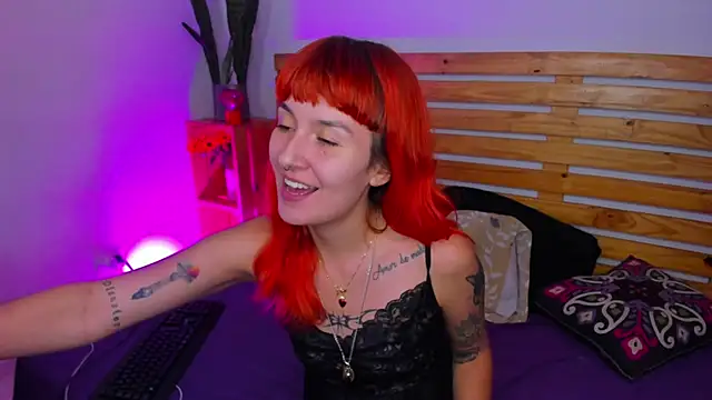 MaryJaneDove online show from February 26, 5:28 pm