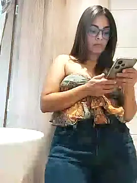 Snapshot of Ivanna2 chatting on January 30, 9:58 pm Ivanna2 online show from January 30, 9:58 pm