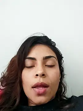 Snapshot of Ivanna2 chatting on March 12, 9:03 pm Ivanna2 online show from March 12, 9:03 pm