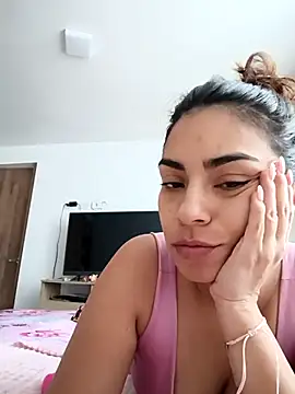 Snapshot of Ivanna2 chatting on September 12, 1:33 pm Ivanna2 online show from September 12, 1:33 pm