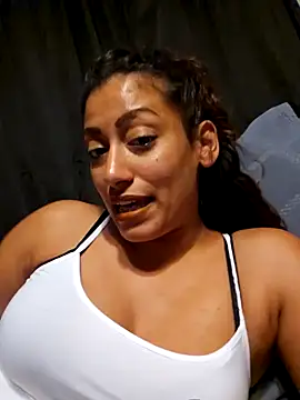 Nikkierosee online show from December 18, 3:00 pm