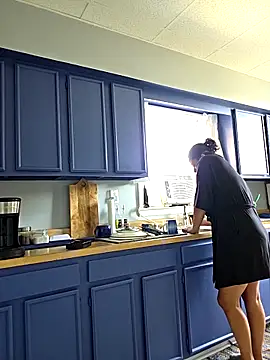 Nikkierosee online show from October 2, 2:13 pm