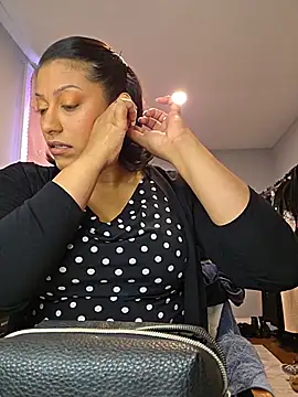 Snapshot of Nikkierosee chatting on August 2, 12:14 pm Nikkierosee online show from August 2, 12:14 pm