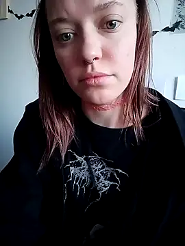 Snapshot of Aelita_bb chatting on February 5, 1:22 pm Aelita bb online show from February 5, 1:22 pm