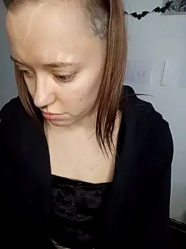 Snapshot of Aelita_bb chatting on February 10, 1:44 pm Aelita bb online show from February 10, 1:44 pm