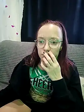 Snapshot of Aelita_bb chatting on March 4, 2:53 pm Aelita bb online show from March 4, 2:53 pm