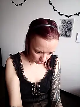 Snapshot of Aelita_bb chatting on March 13, 11:41 am Aelita bb online show from March 13, 11:41 am