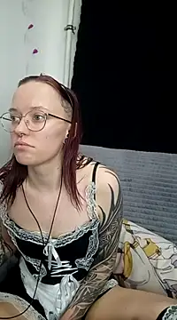 Snapshot of Aelita_bb chatting on March 16, 4:56 pm Aelita bb online show from March 16, 4:56 pm