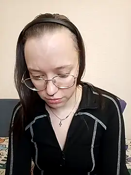 Snapshot of Aelita_bb chatting on September 23, 5:05 pm Aelita bb online show from September 23, 5:05 pm