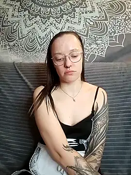 Snapshot of Aelita_bb chatting on October 1, 11:38 am Aelita bb online show from October 1, 11:38 am