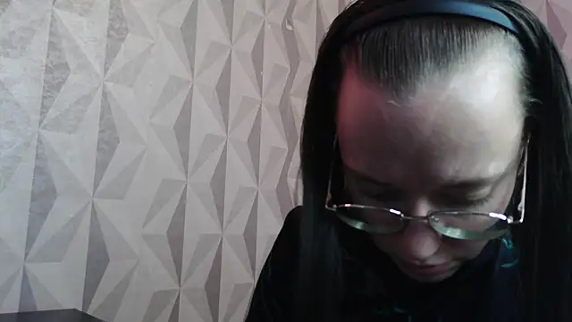 Snapshot of Aelita_bb chatting on November 9, 4:05 pm Aelita bb online show from November 9, 4:05 pm