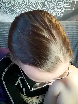 Snapshot of Aelita_bb chatting on November 15, 1:07 pm Aelita bb online show from November 15, 1:07 pm