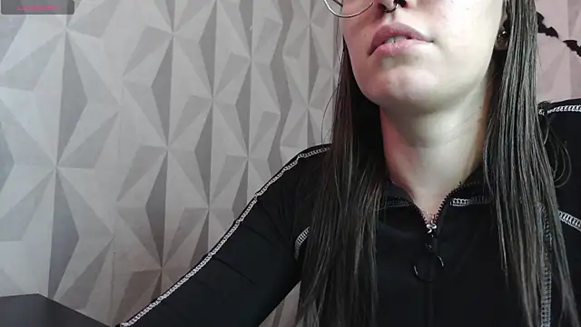 Snapshot of Aelita_bb chatting on November 16, 11:21 pm Aelita bb online show from November 16, 11:21 pm