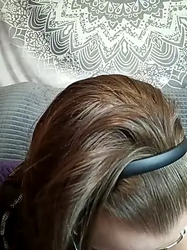 Snapshot of Aelita_bb chatting on November 18, 12:53 pm Aelita bb online show from November 18, 12:53 pm