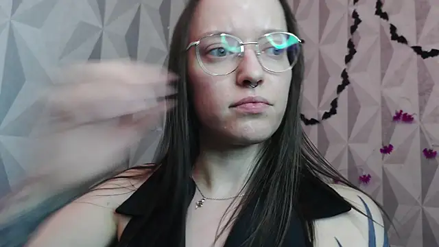 Snapshot of Aelita_bb chatting on November 23, 11:15 pm Aelita bb online show from November 23, 11:15 pm