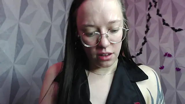 Snapshot of Aelita_bb chatting on November 25, 1:11 pm Aelita bb online show from November 25, 1:11 pm