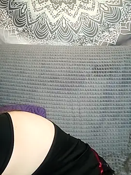 Snapshot of Aelita_bb chatting on December 14, 10:53 am Aelita bb online show from December 14, 10:53 am