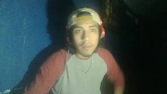 AlexAlejandro13 online show from October 8, 6:44 am