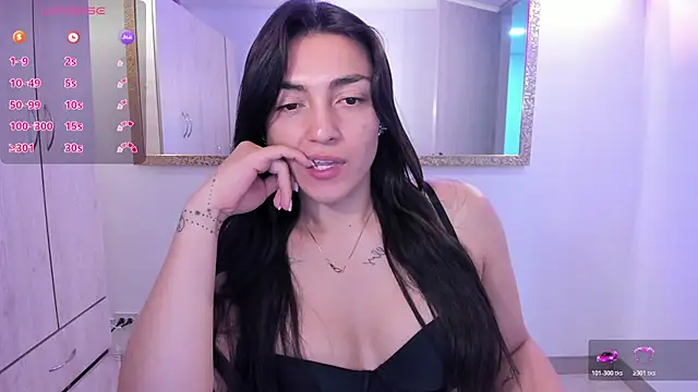 EricaVanderhill online show from February 2, 4:00 am