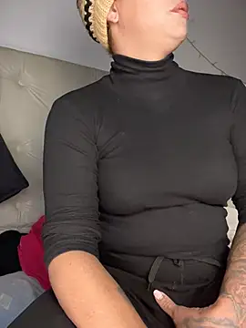 Alicbranca online show from June 3, 1:57 pm