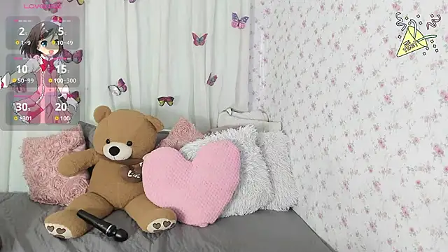 Snapshot of karinaEbony chatting on February 2, 12:15 pm karinaEbony online show from February 2, 12:15 pm