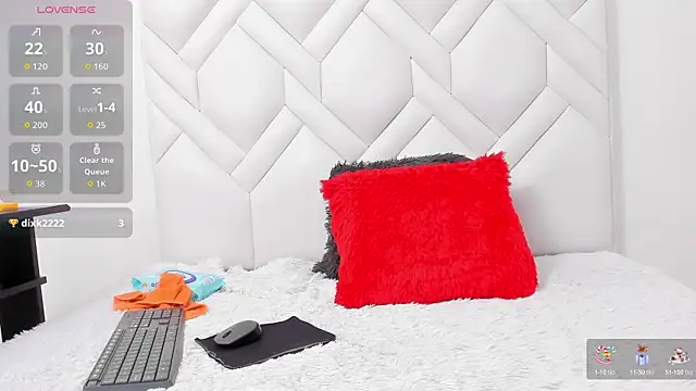 Mature Skinny online show from February 18, 7:32 pm