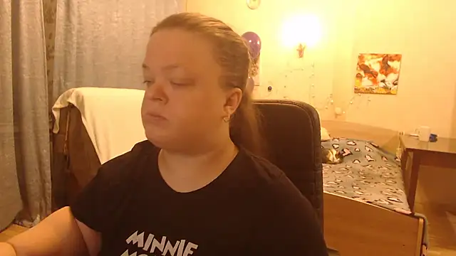 Janiffer MiMi online show from December 21, 6:44 pm