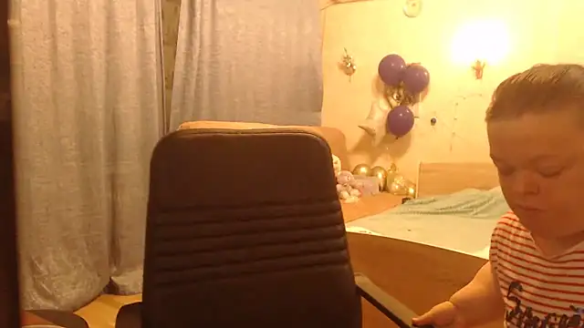 Janiffer MiMi online show from January 1, 8:47 pm