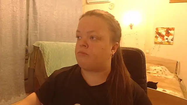 Janiffer MiMi online show from February 18, 4:37 pm