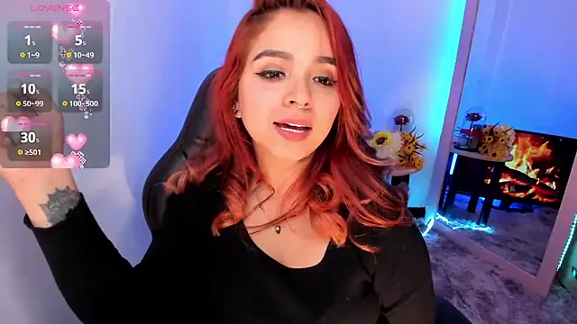 Snapshot of GiaBrooksX chatting on December 21, 6:19 am GiaBrooksX online show from December 21, 6:19 am