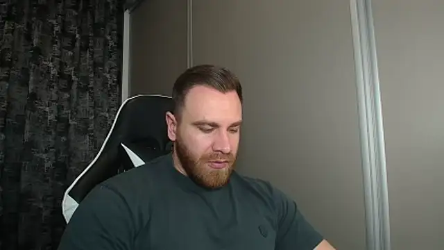 Thori92 online show from February 9, 6:34 pm