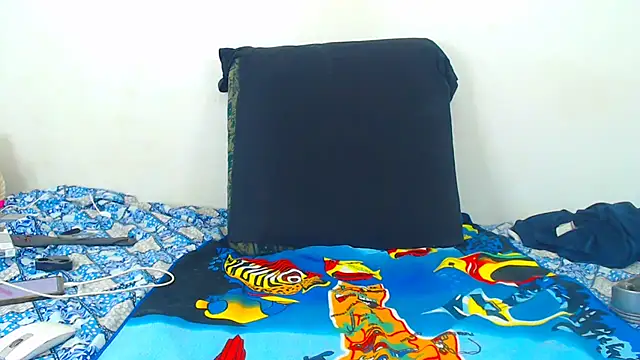 jeancarloscum12 online show from October 24, 9:44 pm