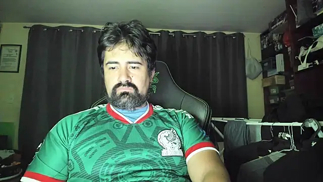 Snapshot of VonDoomdelToro chatting on June 25, 6:07 am VonDoomdelToro online show from June 25, 6:07 am