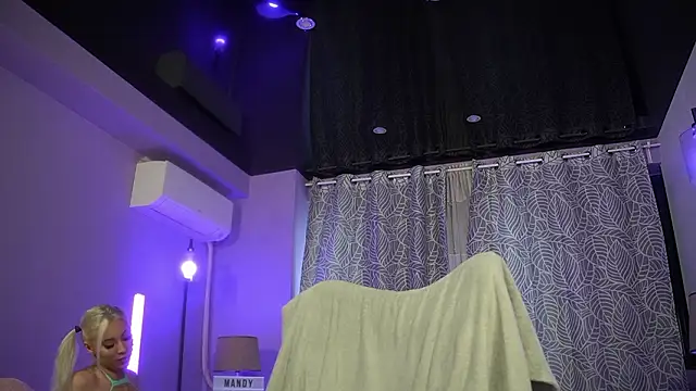 mandypeas online show from February 4, 7:36 am