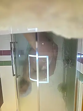 IoAndrea online show from January 11, 6:24 pm