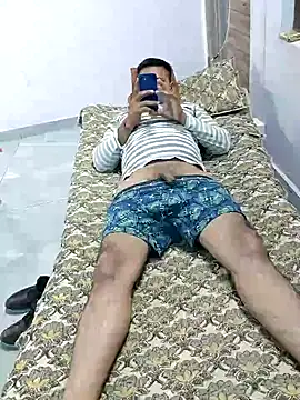 Snapshot of Lovingsol chatting on November 15, 7:49 am Lovingsol online show from November 15, 7:49 am