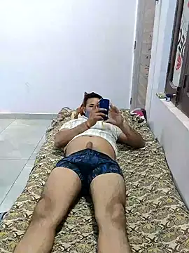 Snapshot of Lovingsol chatting on November 26, 8:37 am Lovingsol online show from November 26, 8:37 am