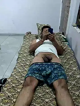 Snapshot of Lovingsol chatting on November 28, 7:00 am Lovingsol online show from November 28, 7:00 am