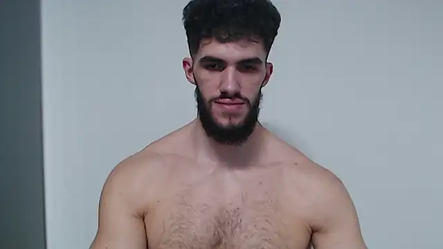 Snapshot of hiddenf chatting on January 23, 8:35 pm hiddenf online show from January 23, 8:35 pm