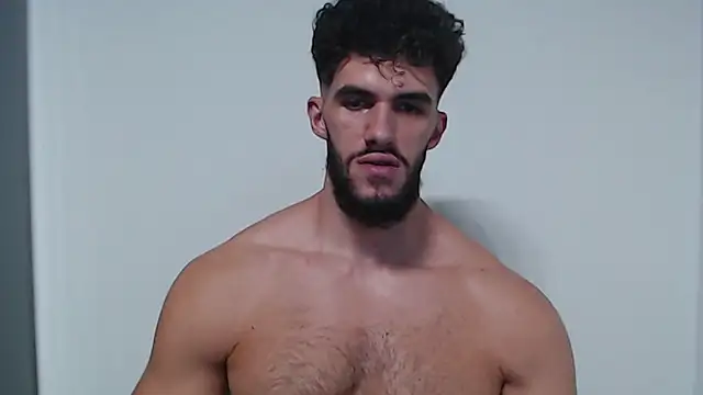 Snapshot of hiddenf chatting on September 20, 8:10 pm hiddenf online show from September 20, 8:10 pm