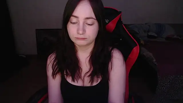 Laralianna online show from April 1, 7:44 pm