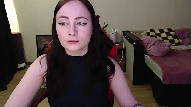 Laralianna online show from April 13, 10:54 am