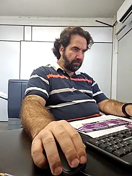 MysterBearMG online show from February 26, 3:22 pm